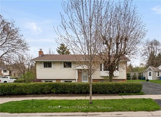 602 Highpoint Avenue, Waterloo