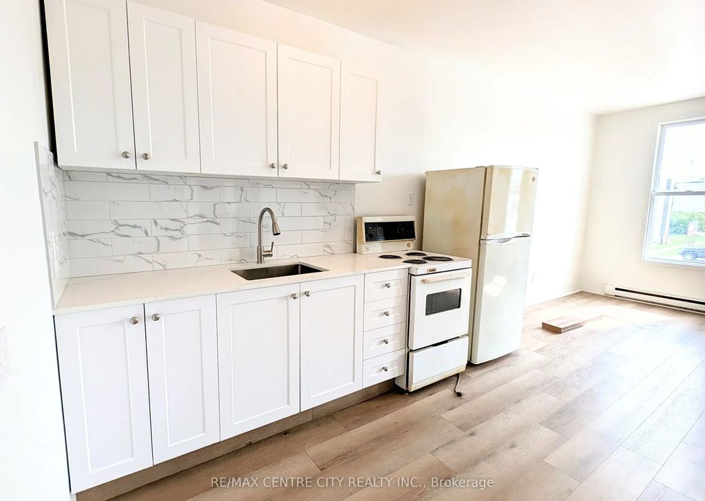 827 Talbot Street 2, St. Thomas