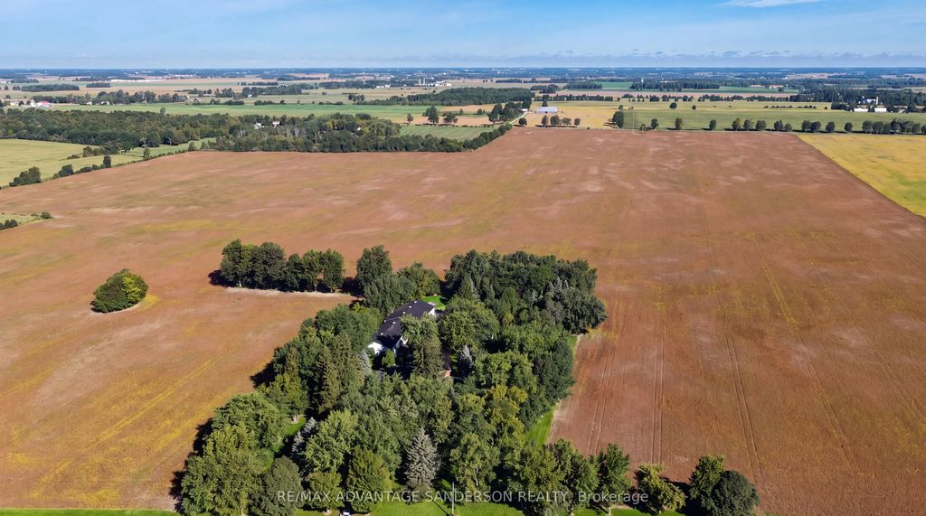 15626 Elginfield Road, Lucan Biddulph