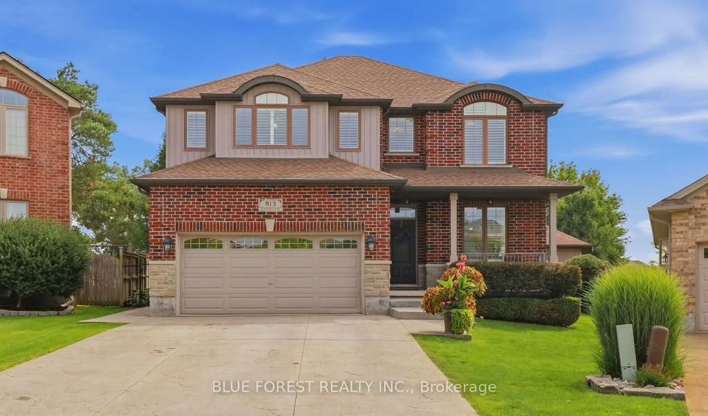 813 Deer Ridge Place, London North