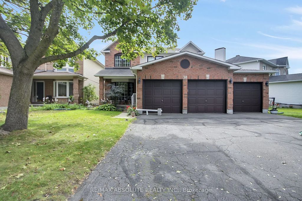 38 Forestglade Crescent, Hunt Club - South Keys and Area
