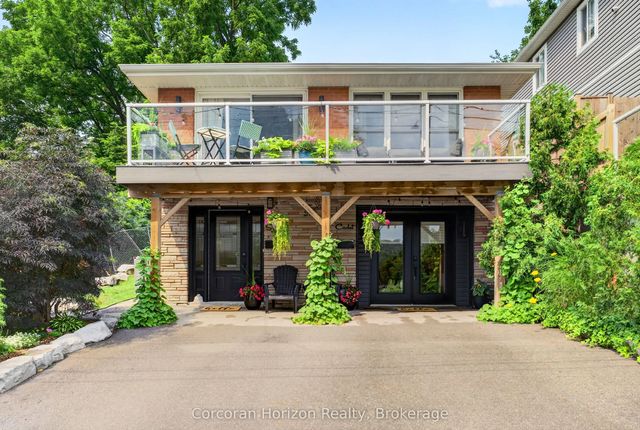 592 Aberdeen Avenue, Hamilton