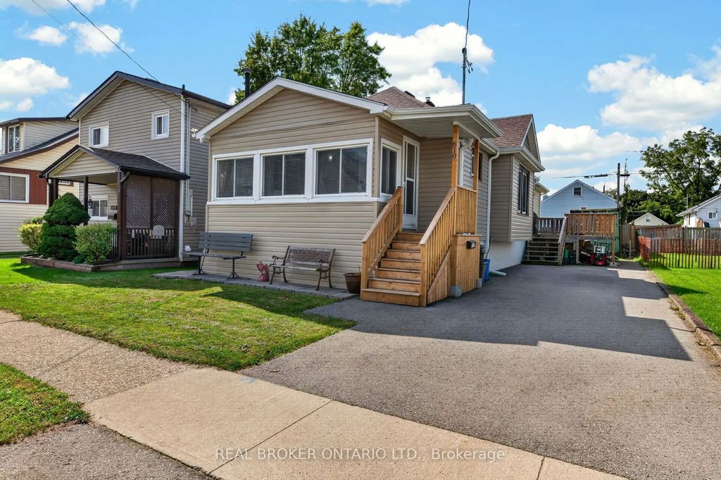 610 Steele Street, Port Colborne