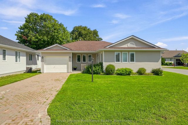 11 Monroe Court, Prince Edward County