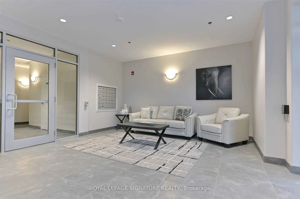 529 South Pelham Road 208, Welland