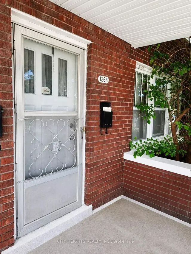 1264 Elsmere Avenue #2, Windsor