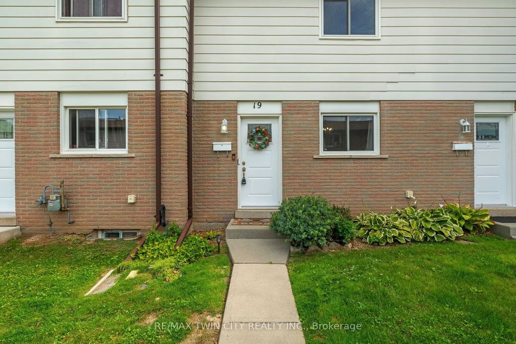 379 Darling Street 19, Brantford
