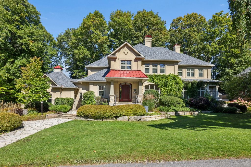 29 Mackinnon Road, Rockcliffe Park