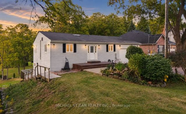 430 Winniett Street, Haldimand