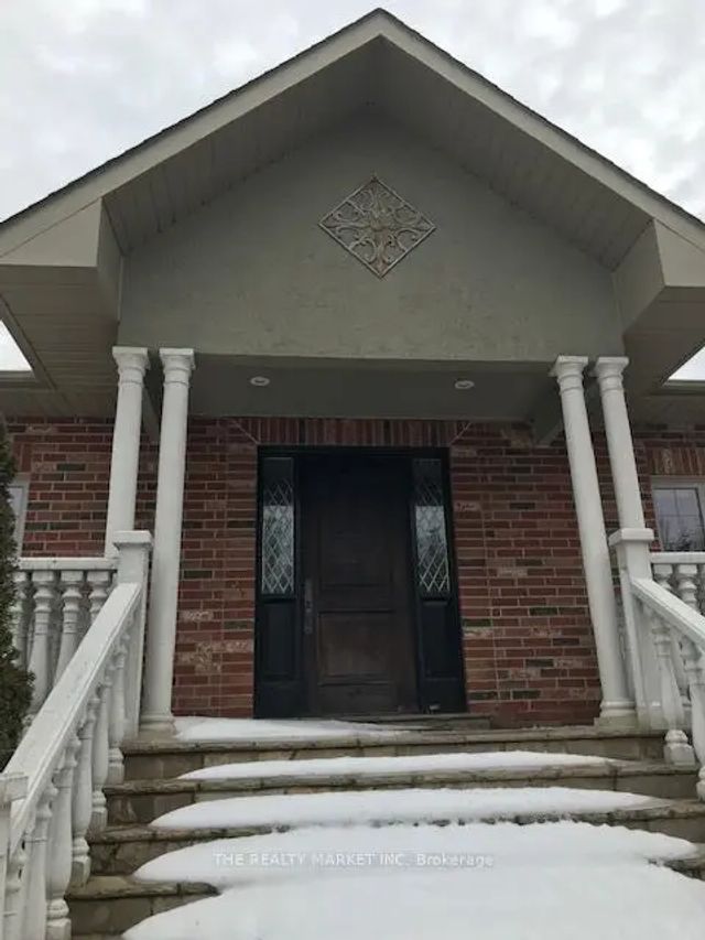 383206 20 Side Road Upper Level, Amaranth