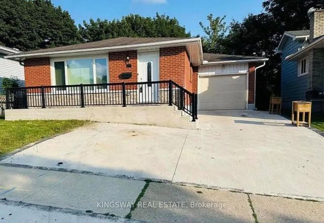 35 Silver Aspen Crescent, Kitchener