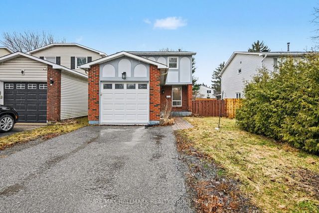 6 Wolfgang Drive, Barrhaven