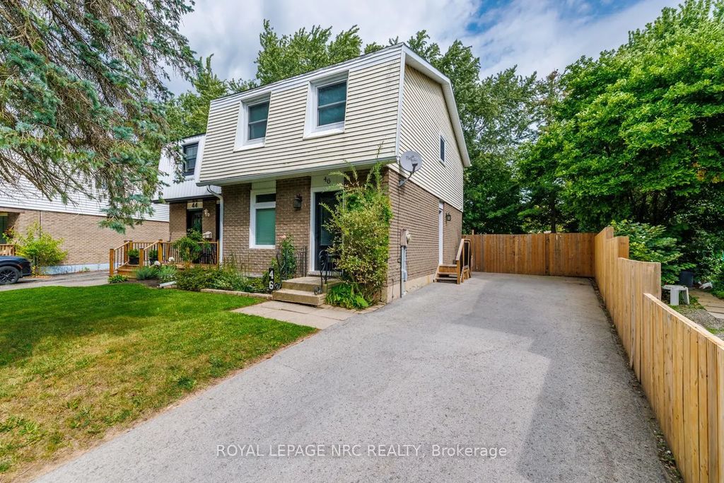 46 Graystone Crescent, Welland