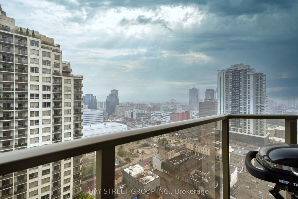 330 Ridout Street 2202, London East