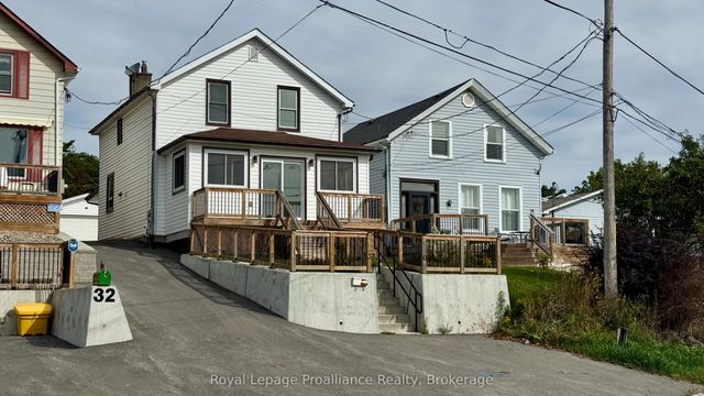 30 Alexander Street, Port Hope