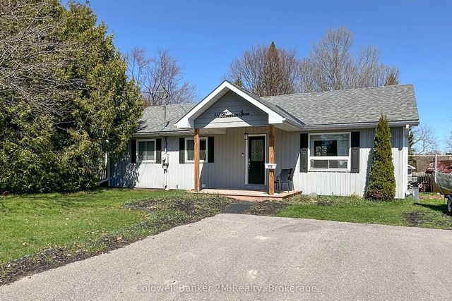 812 Burnham Street, Cobourg