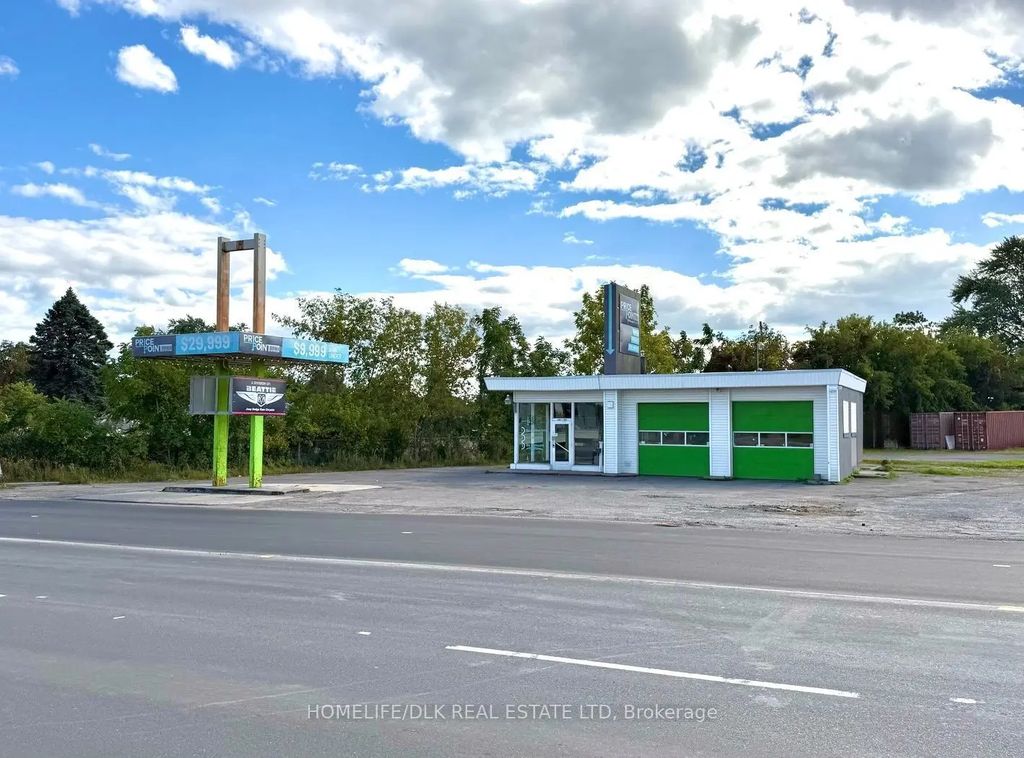146 Stewart Boulevard Front Building, Brockville
