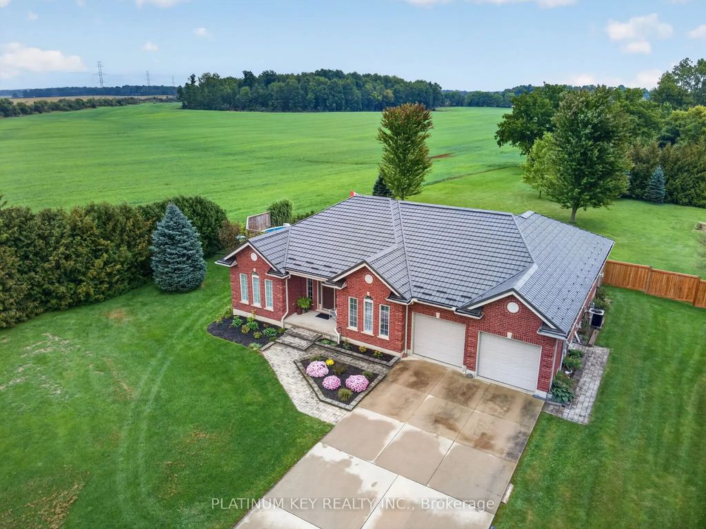 653 Peter Street, Strathroy-Caradoc