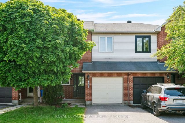 5953 Pineglade Crescent, Orleans - Convent Glen and Area