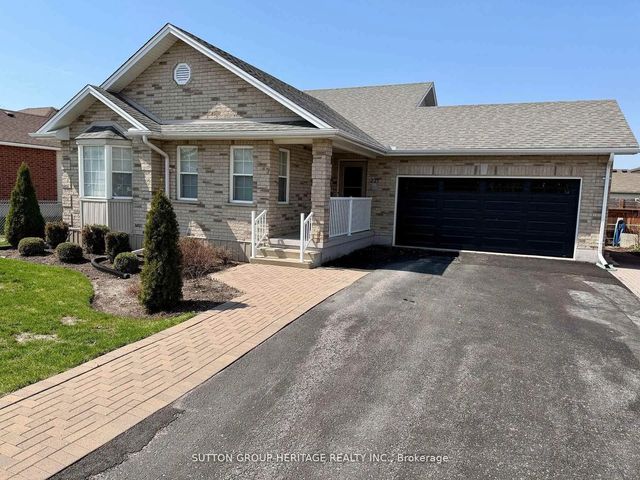 227 Victoria Avenue N, Kawartha Lakes