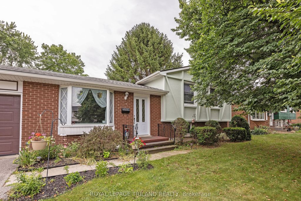 15 Confederation Drive, St. Thomas