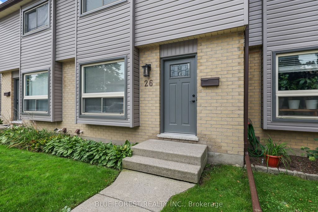 253 Taylor Street 26, London East
