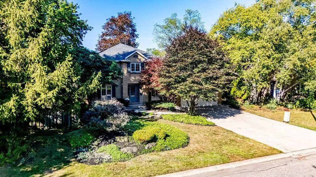 6 Cottonwood Court, Hamilton