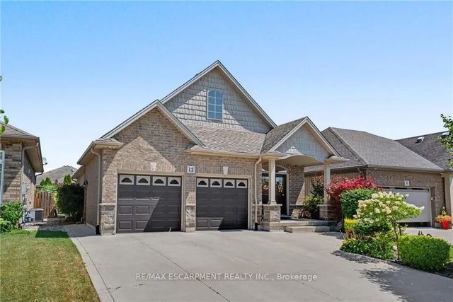 12 Silverwood Avenue, Welland