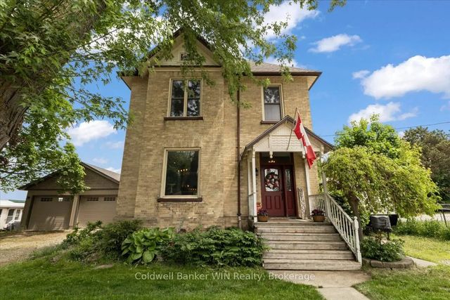 95 John Street S, Minto