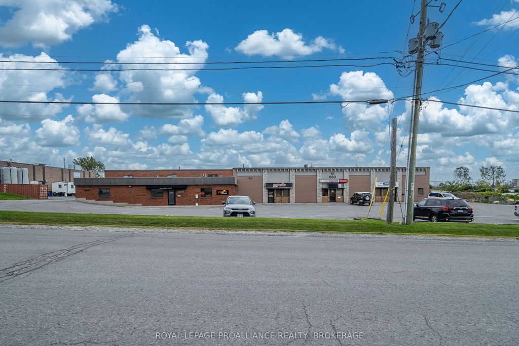 660 Justus Drive, Kingston