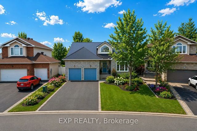 80 La Prairie Street, Russell