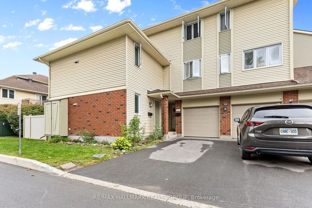 126 Rushford Private 50, Hunt Club - South Keys and Area