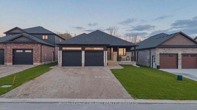 62 Avery Place, Perth East