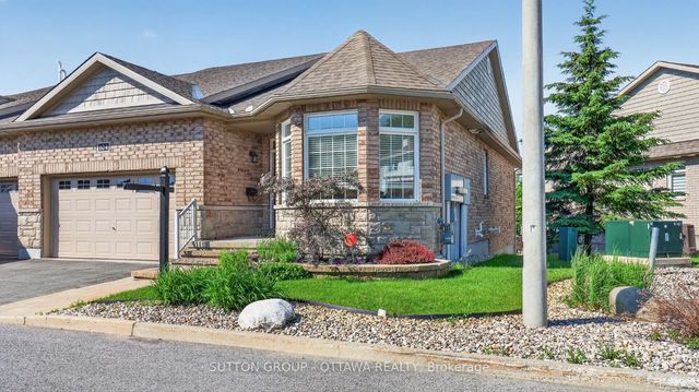 104 Passageway Private, Kanata
