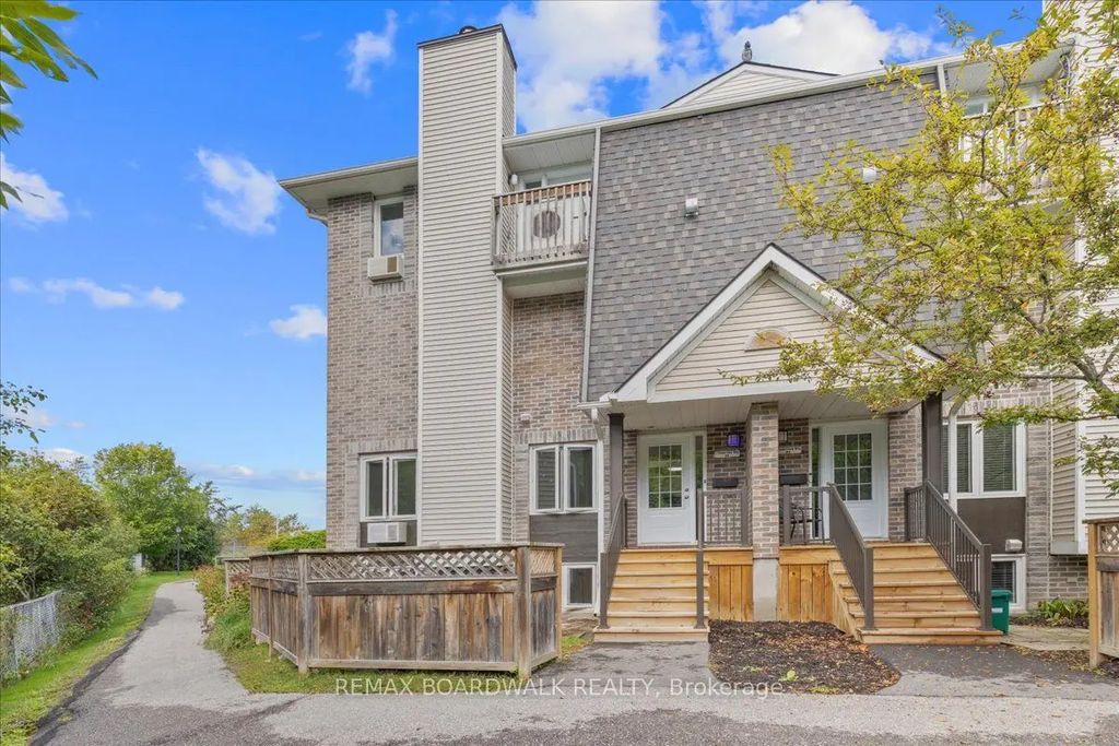 7 Timberview Way 6, Bells Corners and South to Fallowfield