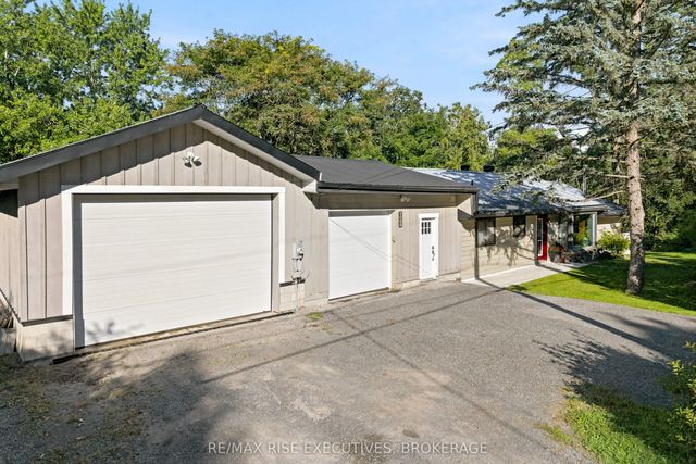 1664 Shore Road, Kingston