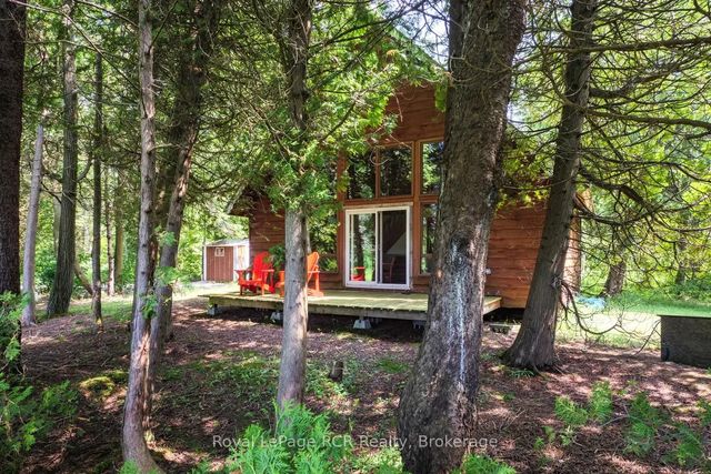 16 Youngs Drive, South Bruce Peninsula
