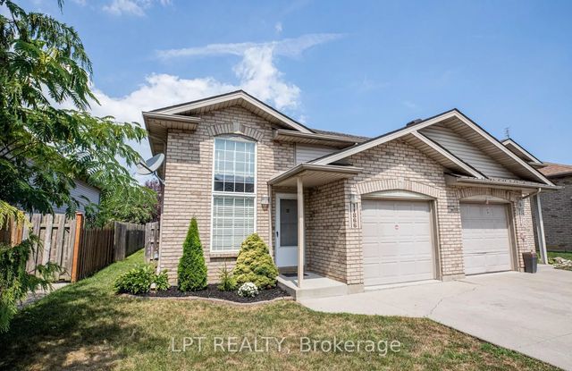 11866 Brouillette Court, Tecumseh