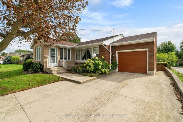 78 Blake Street E, Goderich