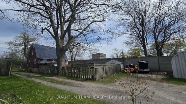 5365 Portage Road, Niagara Falls