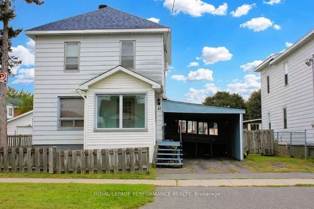 41 Lefebvre Avenue, Cornwall