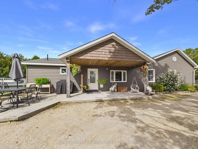 450 Ludgard Street, Huron-Kinloss