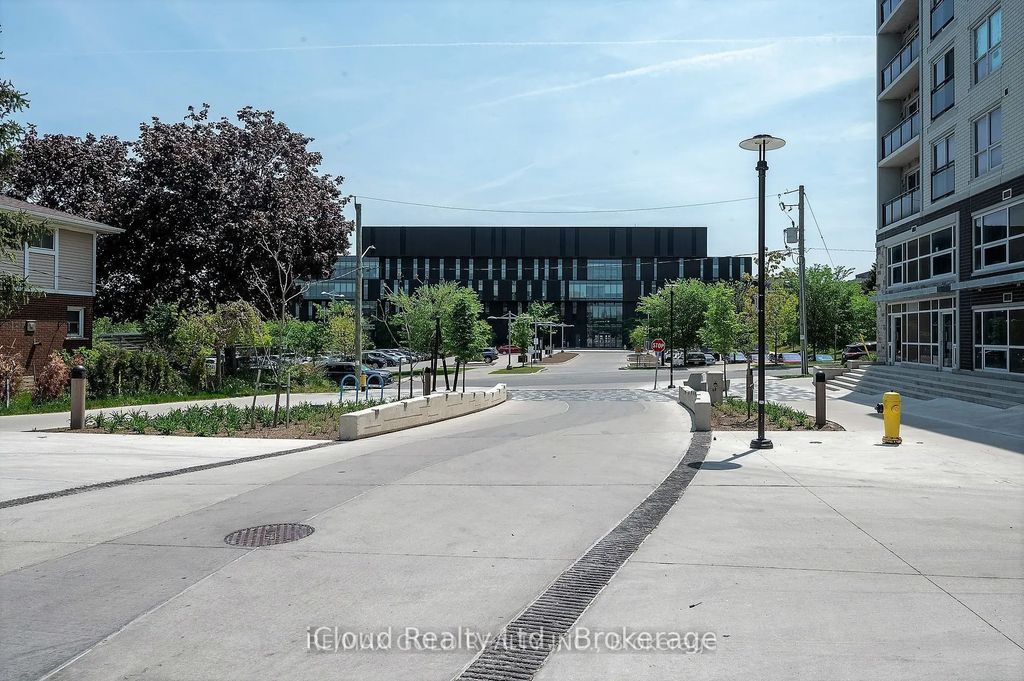 275 Larch Street B-312, Waterloo