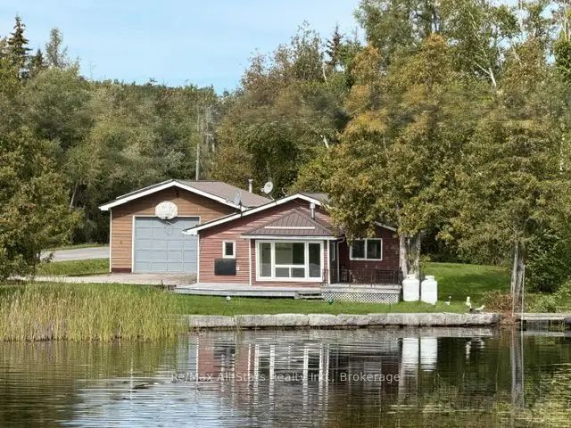 18 Bass Lake Road, Trent Lakes