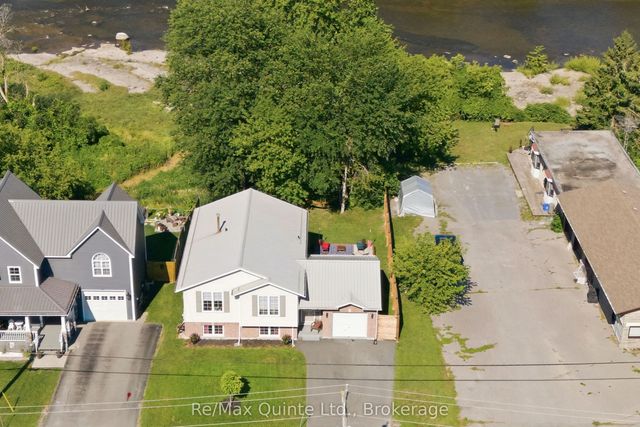 111 Cannifton Road N, Belleville