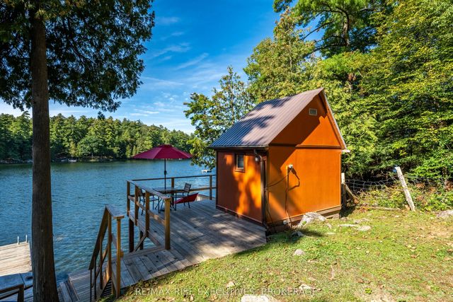 1123 Willys Lane, Frontenac