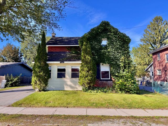166 Burnham Street, Belleville