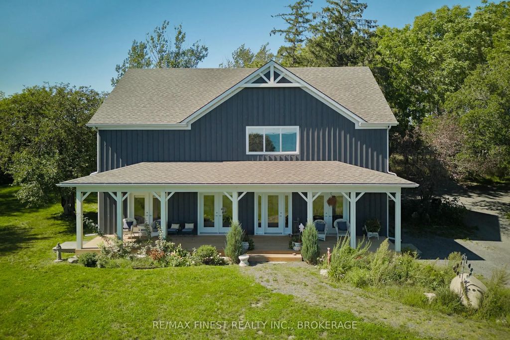 3850 South Shore Road, Loyalist
