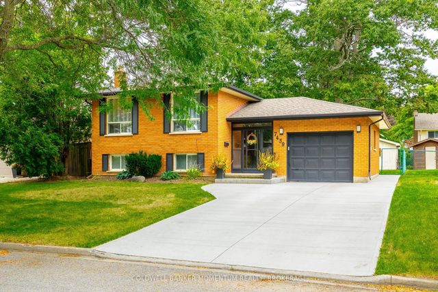 7439 Nasrullah Crescent, Niagara Falls