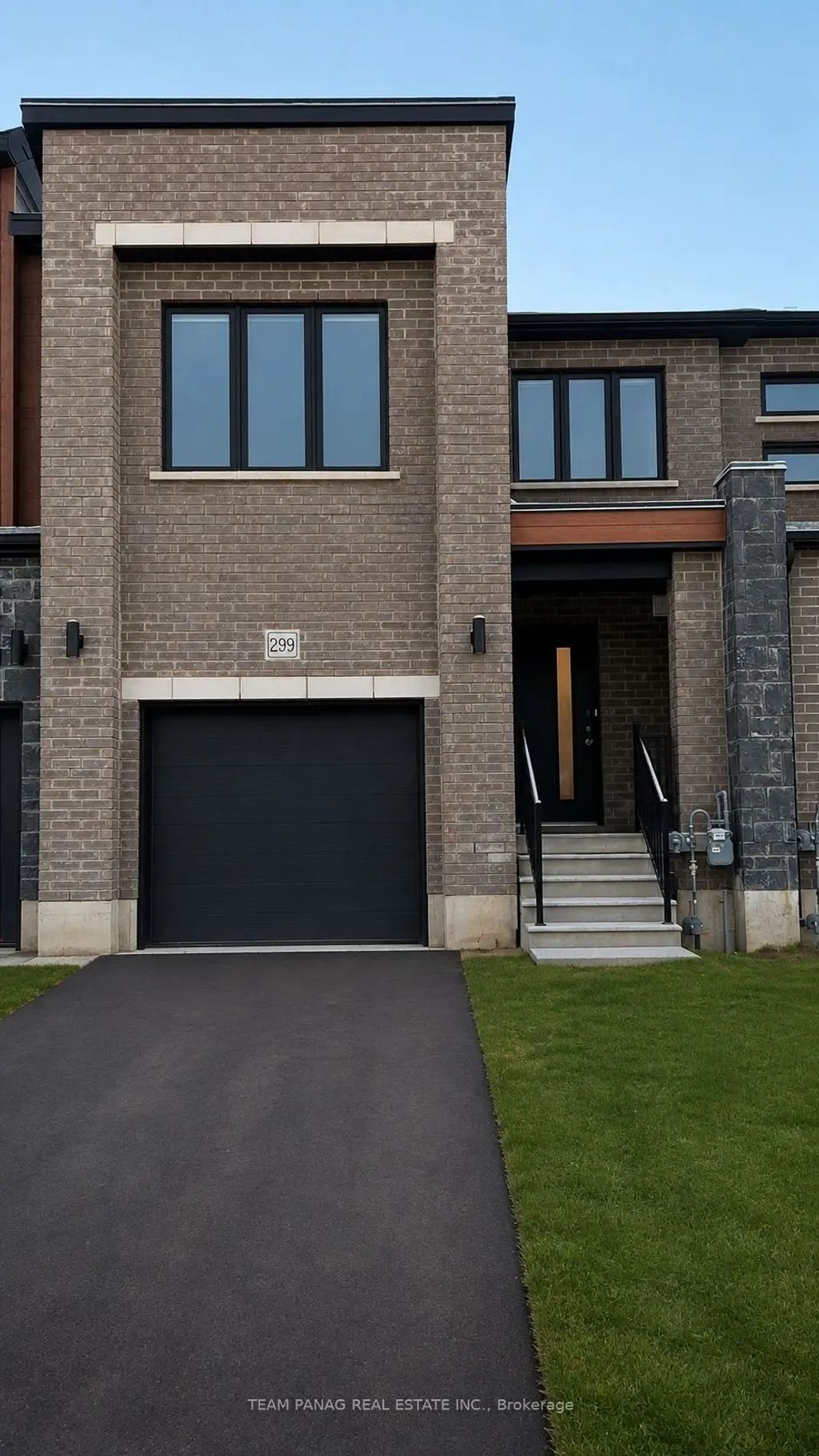 299 Bradshaw Drive, Stratford